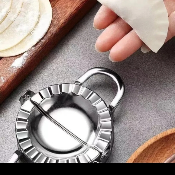 Stainless Steel Dumpling Pierogi Wonton Ravioli Maker - Picture 3 of 5